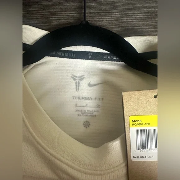 NWT Nike Kobe "Year of the Mamba" Therma-Fit Crewneck Sweatshirt in Sail/Black - Picture 7 of 8